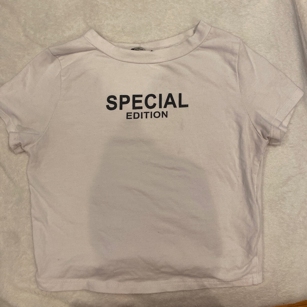 Low cropped shirt